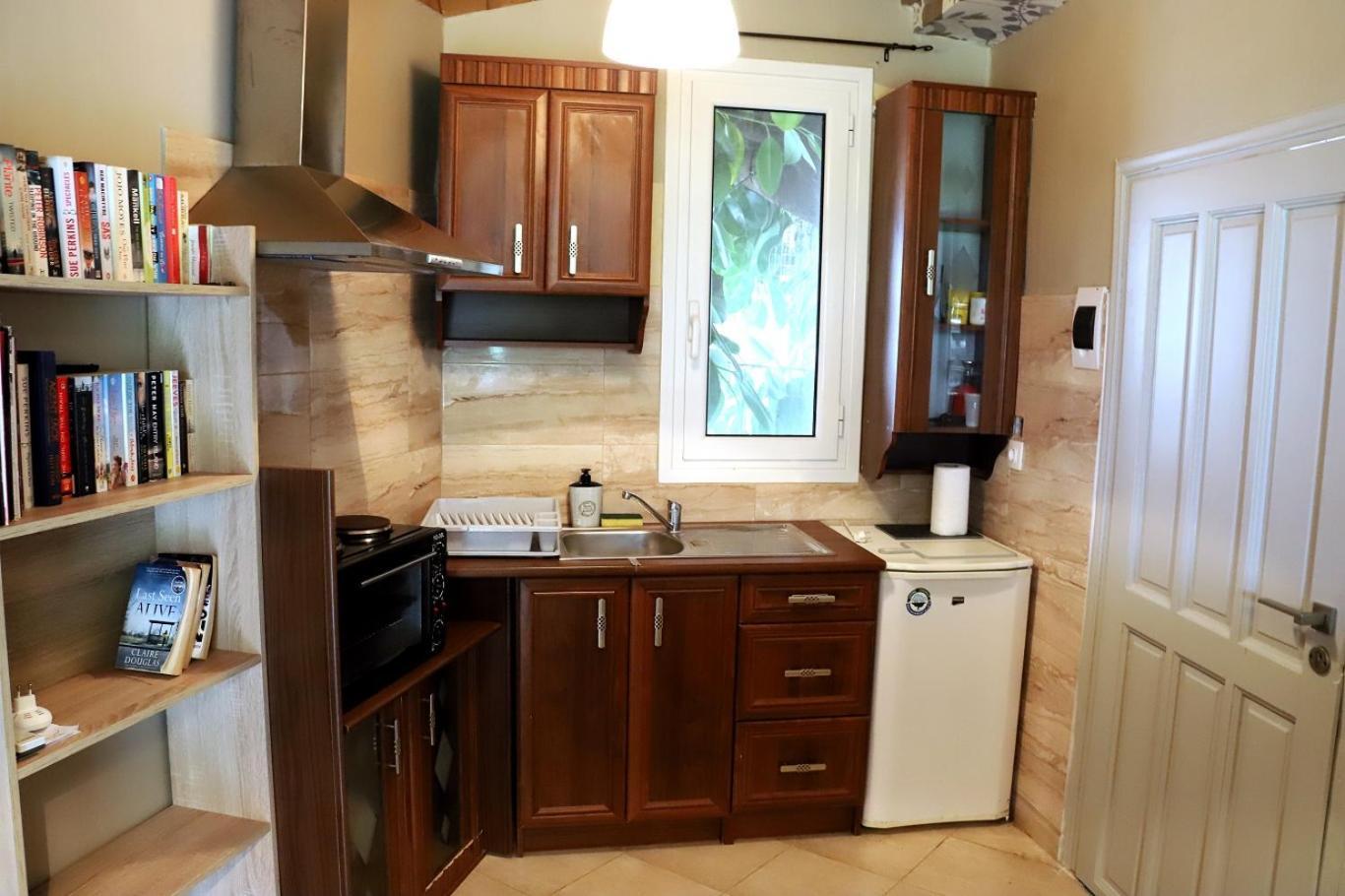 Potamaki Studios & Apartments Stoúpa 部屋 写真